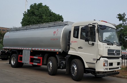 東風(fēng)天錦前四后四供液車(chē)圖片 東風(fēng)天錦前四后四供液車(chē)圖片