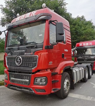 庫存陜汽德龍新款M3000S牽引車 庫存陜汽德龍新款M3000S牽引車
